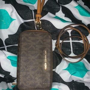 Michael Kors wristlet/crossbody